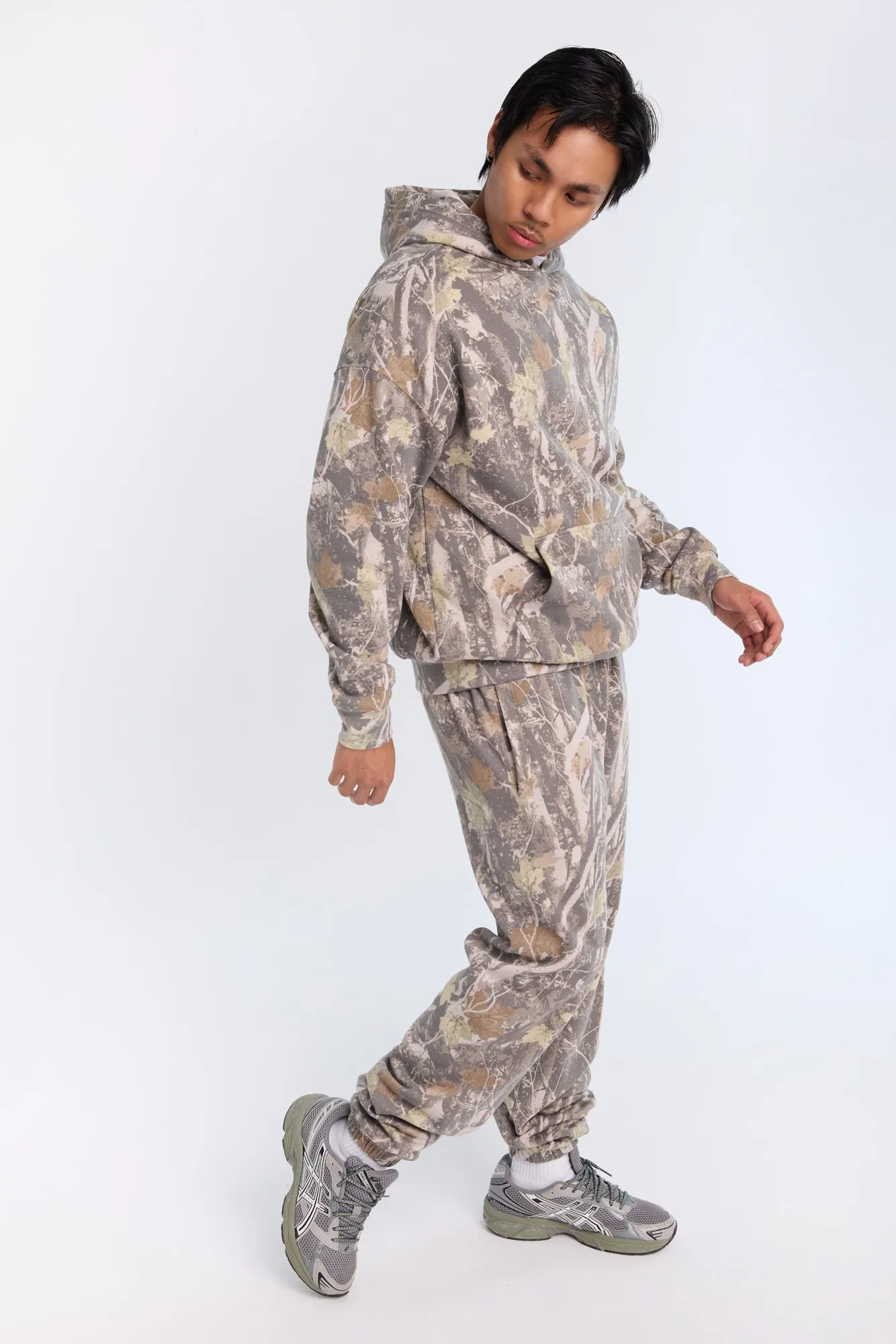 Jogger en molleton motif camouflage d'arbres Arsenic homme