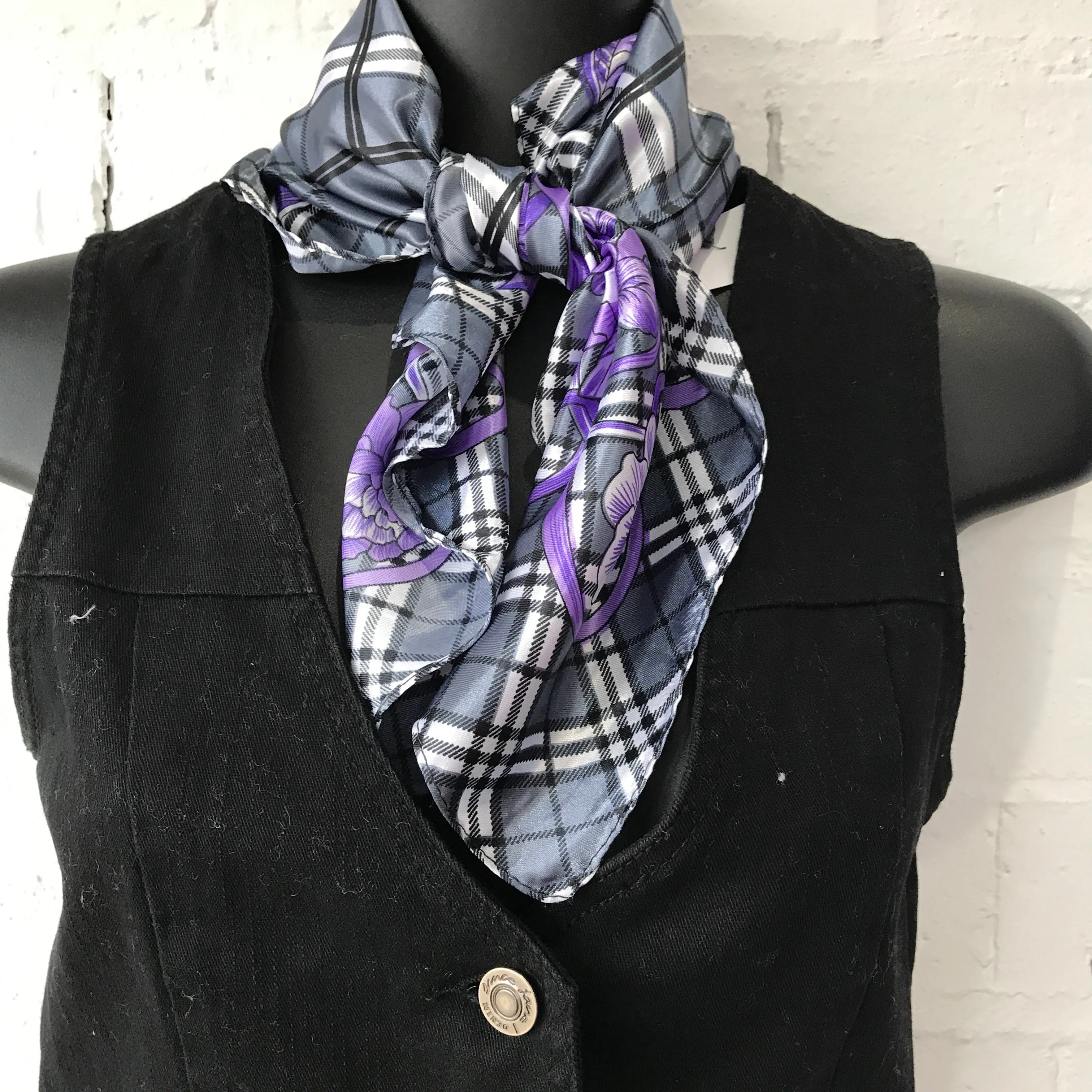 Scarf  Patterned Square Neck Scarf